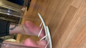 SERVINGBAREFEET [ servingfet ] Onlyfans leaked video 5345803 on Hotleaks.tv