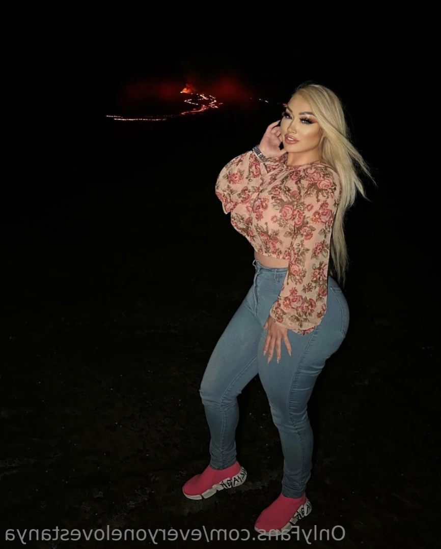 Everyone Loves Tanya [ everyonelovestanya ] Onlyfans leaked photo 12761940 on Hotleaks.tv