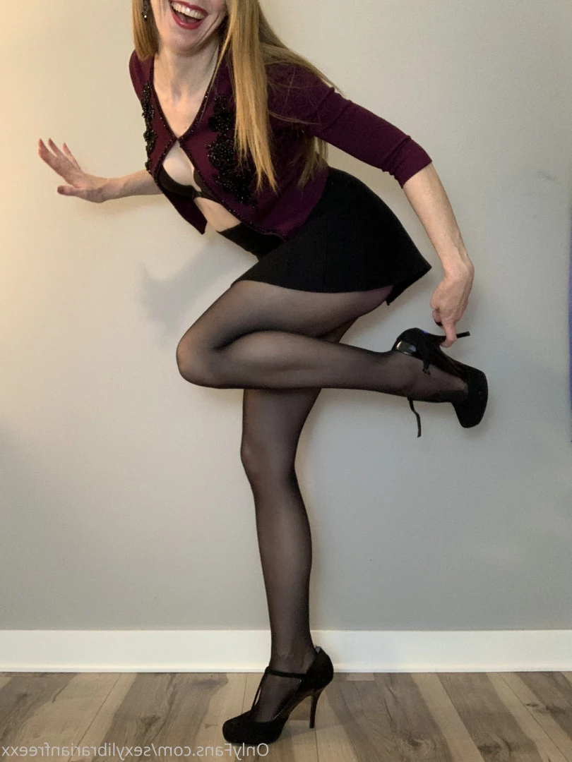 The Free Sexy Librarian [ sexylibrarianfreexx ] Onlyfans leaked photo 9731391 on Hotleaks.tv