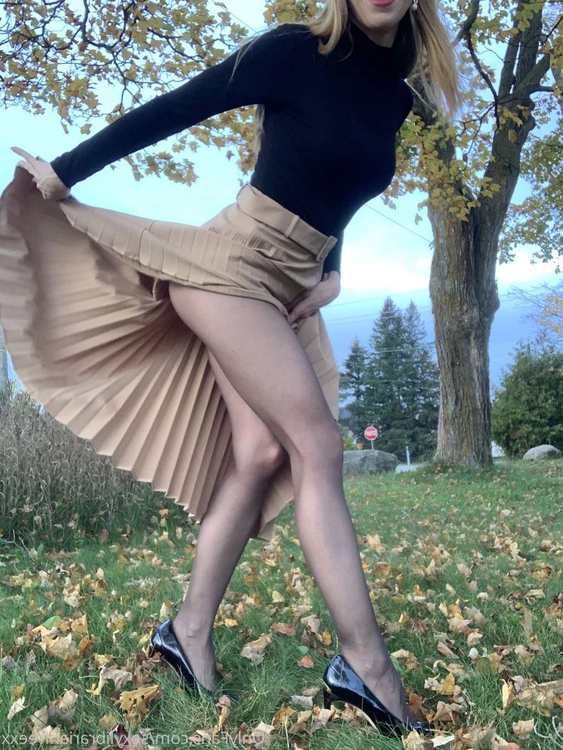 The Free Sexy Librarian [ sexylibrarianfreexx ] Onlyfans leaked photo 9732499 on Hotleaks.tv