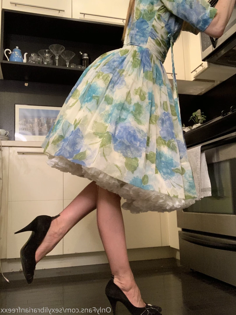 The Free Sexy Librarian [ sexylibrarianfreexx ] Onlyfans leaked photo 9732562 on Hotleaks.tv