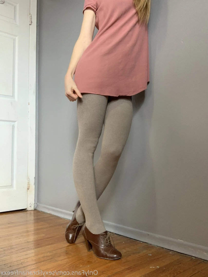 The Free Sexy Librarian [ sexylibrarianfreexx ] Onlyfans leaked photo 9732778 on Hotleaks.tv