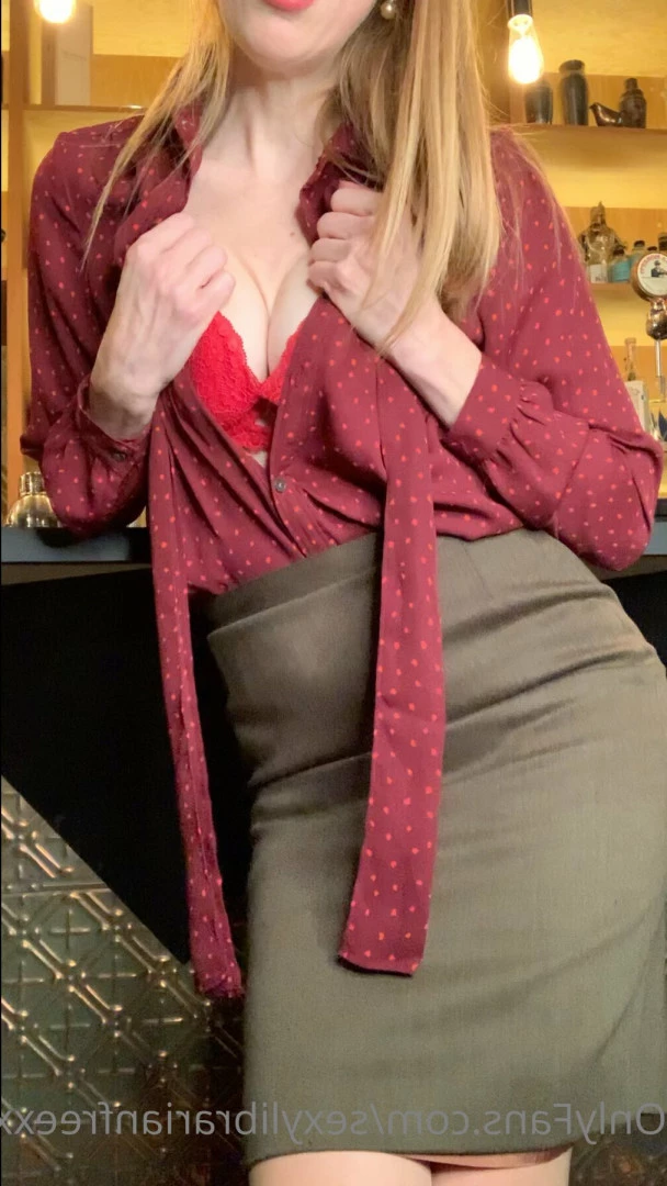 The Free Sexy Librarian [ sexylibrarianfreexx ] Onlyfans leaked photo 9734242 on Hotleaks.tv