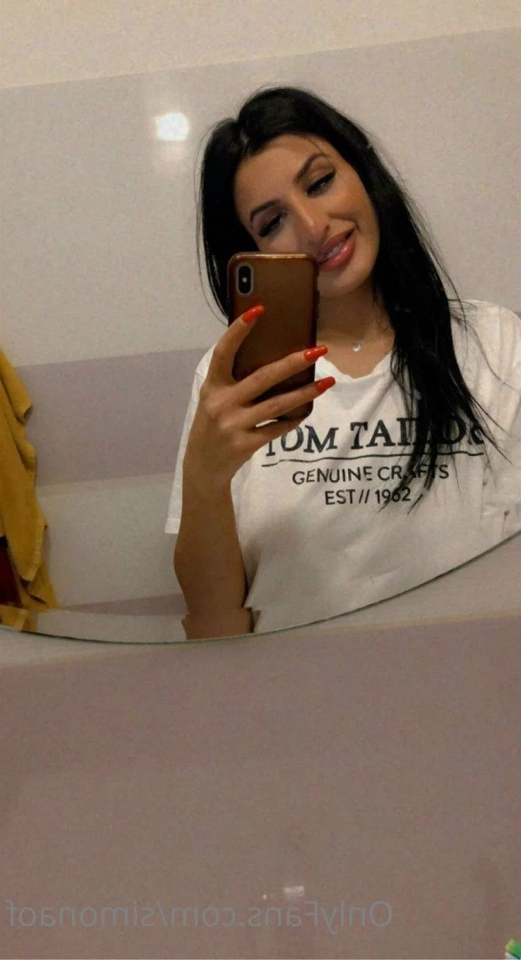 Simona [ simonaof ] Onlyfans leaked photo 4974158 on Hotleaks.tv