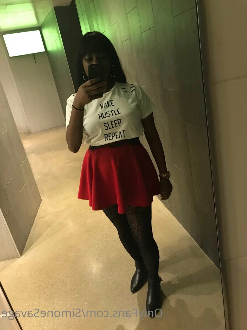 Simone Savage [ simonesavage ] Onlyfans leaked photo 5024851 on Hotleaks.tv