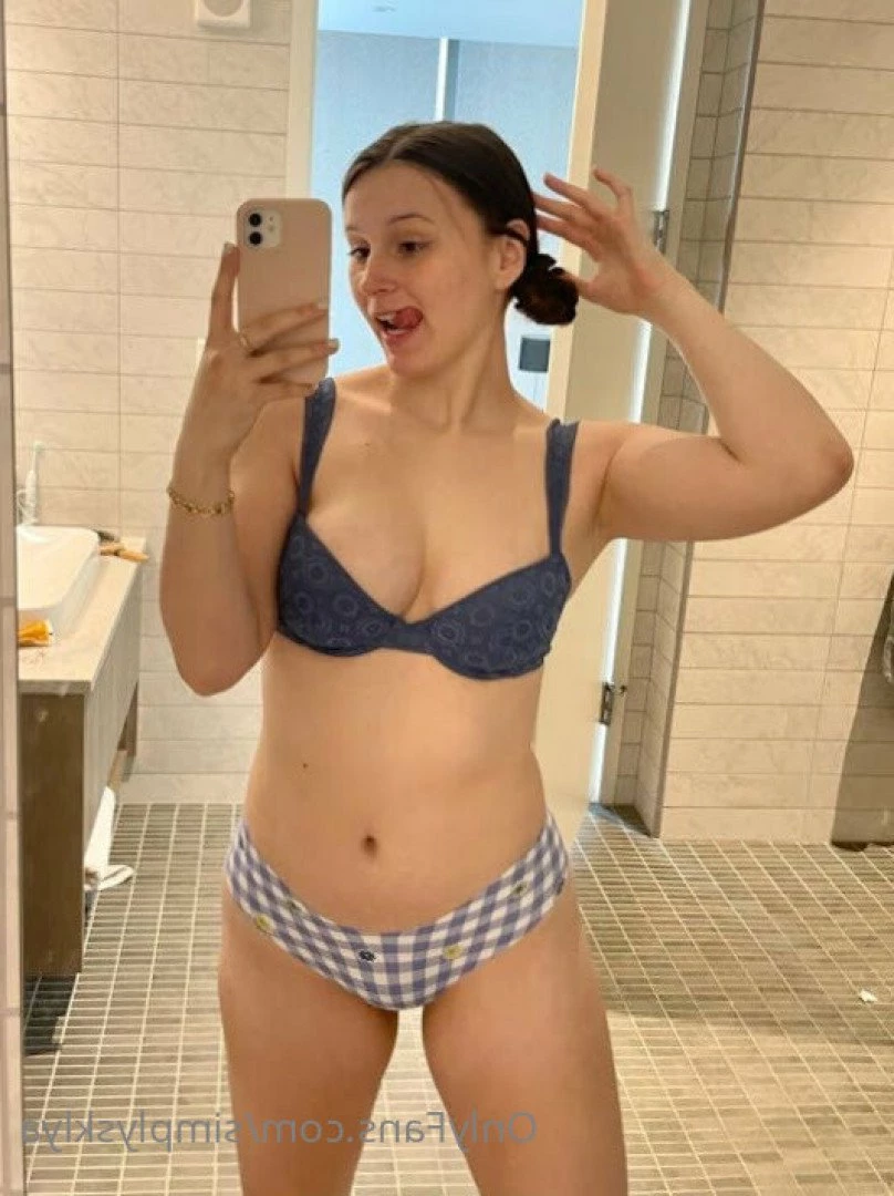 Skyla Gray [ simplyskyla ] Onlyfans leaked photo 4972334 on Hotleaks.tv