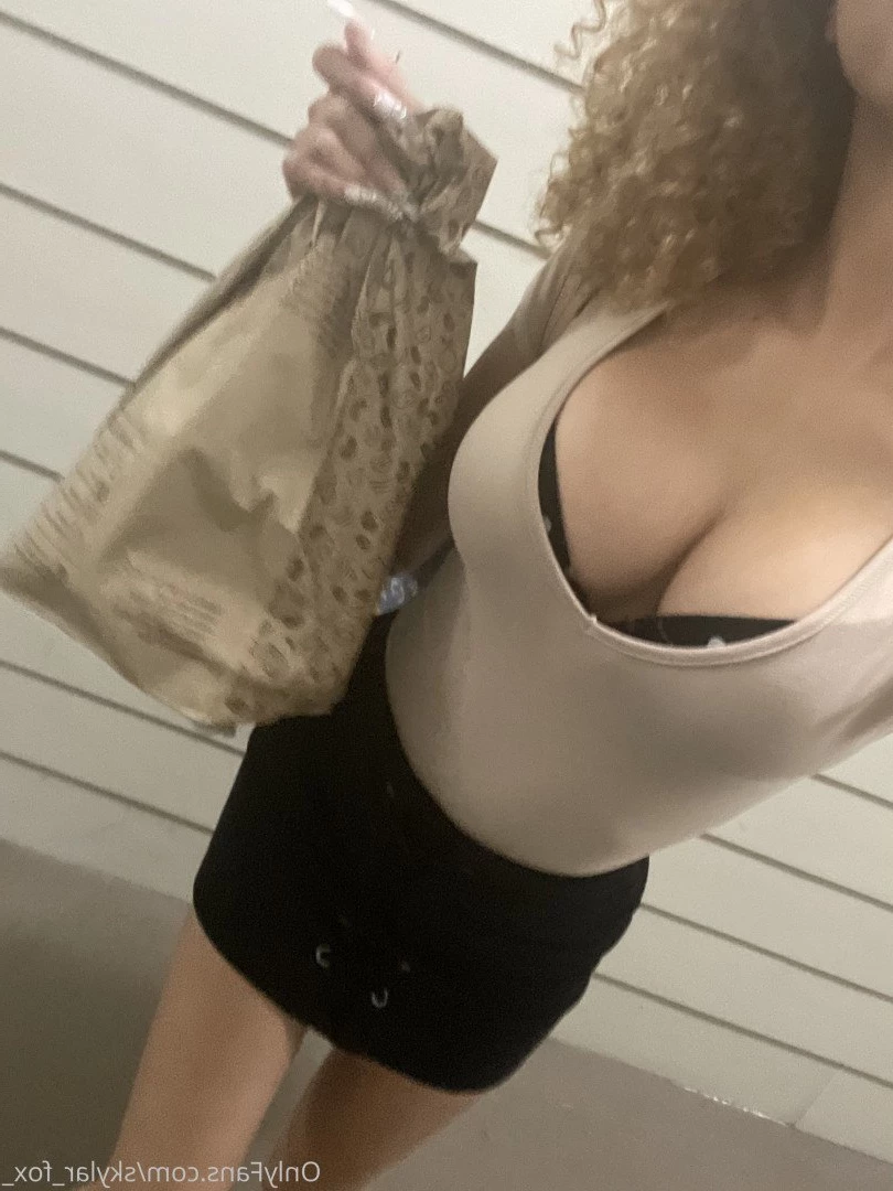 Skylar Fox [ skylar_fox_ ] Onlyfans leaked photo 4967709 on Hotleaks.tv