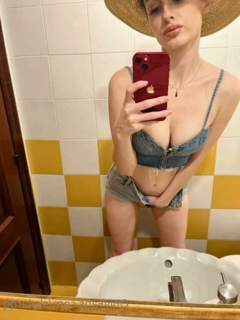 Skylar Q [ skylarqq ] Onlyfans leaked photo 5023771 on Hotleaks.tv