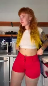 skylarsharkfree Onlyfans leaked video 18259562 on Hotleaks.tv