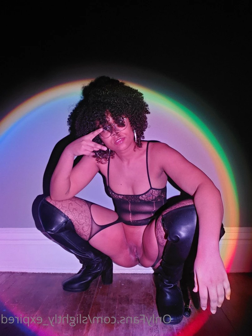 slightly expired [ slightly_expired ] Onlyfans leaked photo 5018370 on Hotleaks.tv
