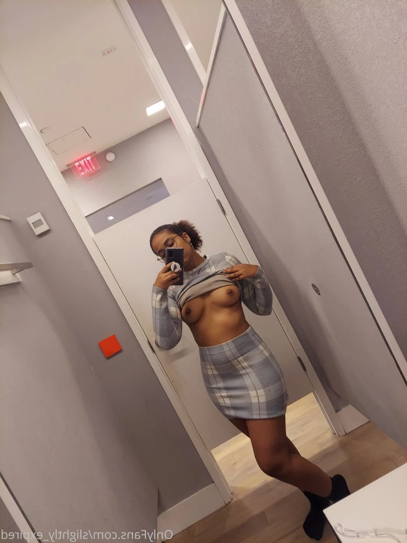 slightly expired [ slightly_expired ] Onlyfans leaked photo 5018674 on Hotleaks.tv