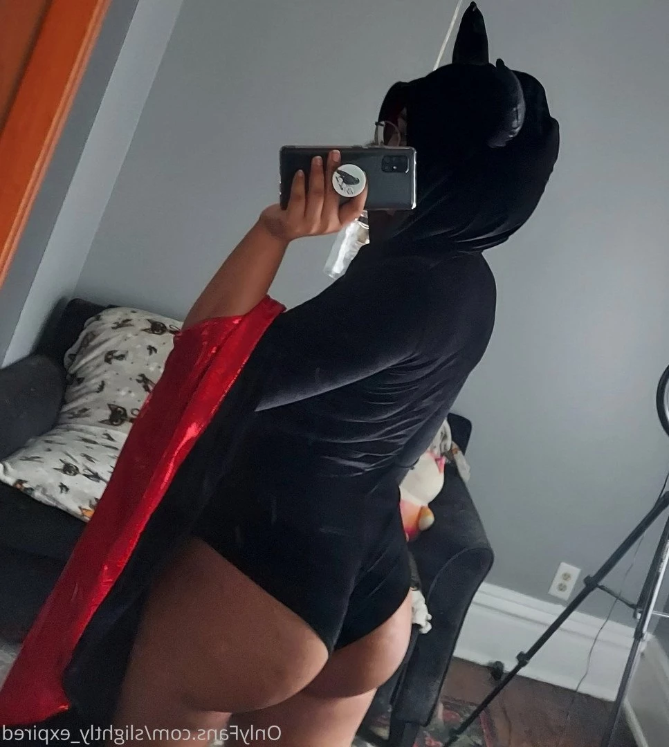 slightly expired [ slightly_expired ] Onlyfans leaked photo 5018905 on Hotleaks.tv