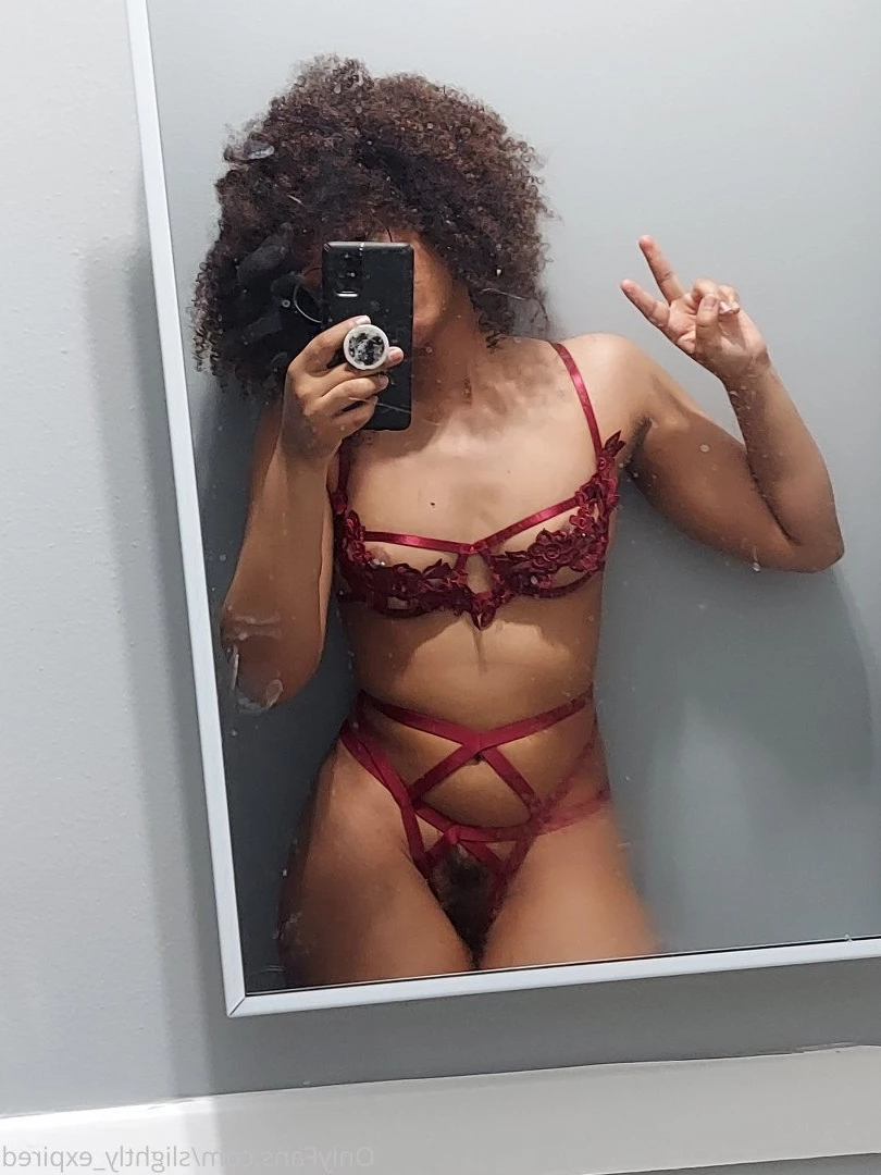 slightly expired [ slightly_expired ] Onlyfans leaked photo 5019451 on Hotleaks.tv