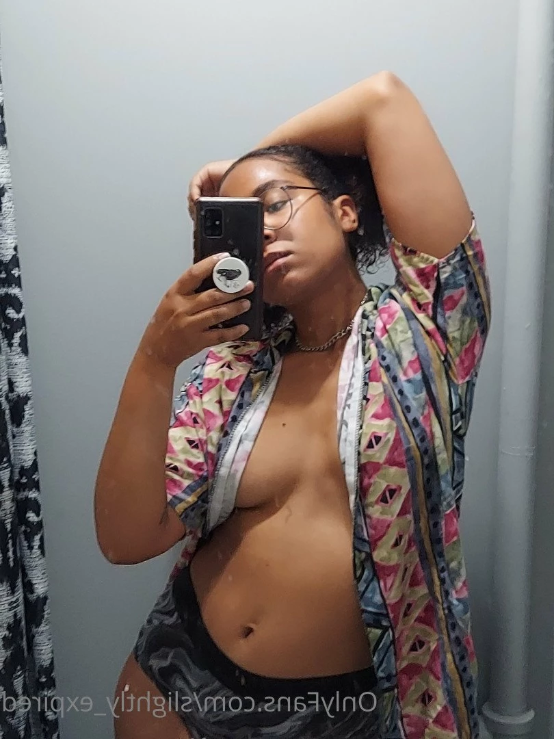 slightly expired [ slightly_expired ] Onlyfans leaked photo 5020655 on Hotleaks.tv