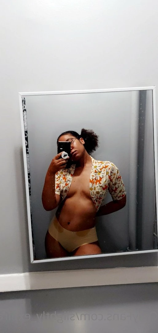 slightly expired [ slightly_expired ] Onlyfans leaked photo 5022733 on Hotleaks.tv