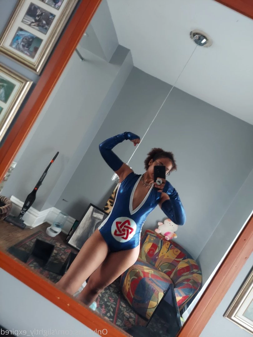 slightly expired [ slightly_expired ] Onlyfans leaked photo 5023145 on Hotleaks.tv