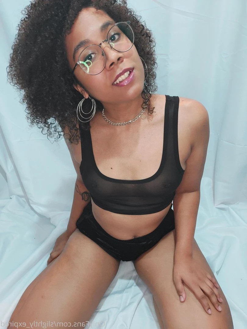 slightly expired [ slightly_expired ] Onlyfans leaked photo 5023185 on Hotleaks.tv