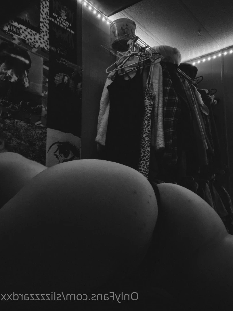 lizzy🖤❤️‍🩹 [ slizzzzardxx ] Onlyfans leaked photo 4964631 on Hotleaks.tv