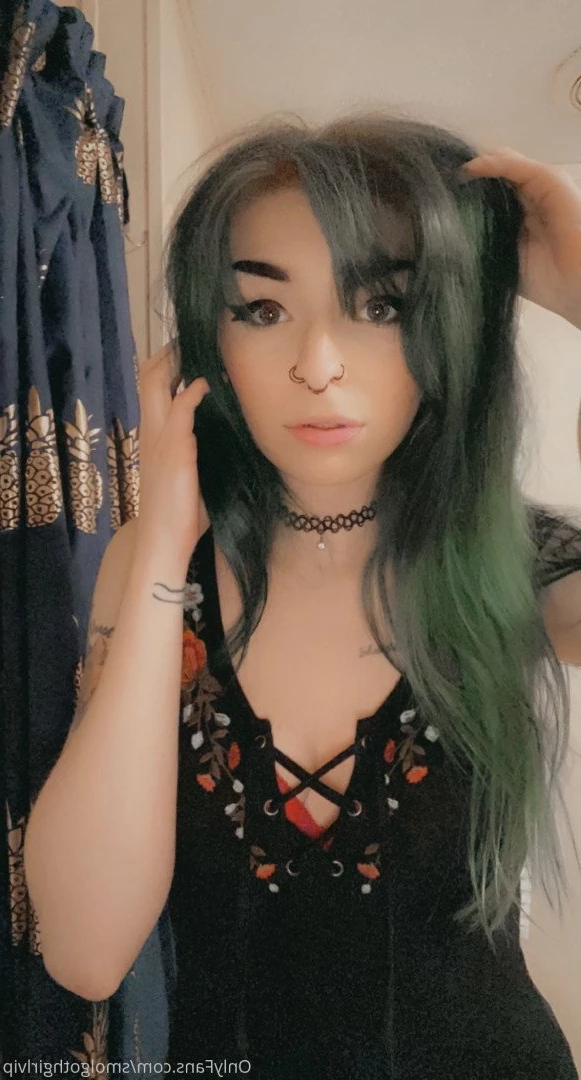 smolgothgirlvip Onlyfans leaked photo 5017750 on Hotleaks.tv