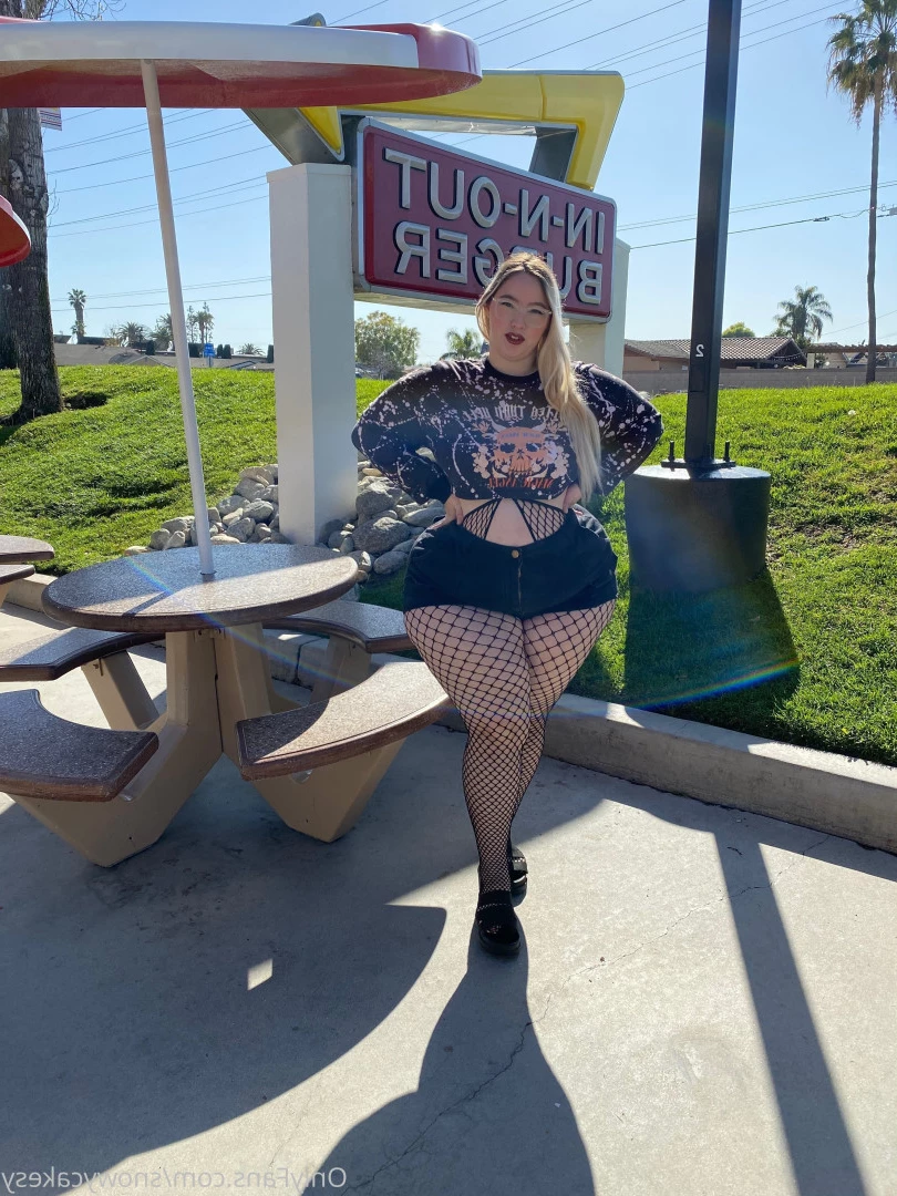 Lil Snow cake [ snowycakesy ] Onlyfans leaked photo 5514878 on Hotleaks.tv