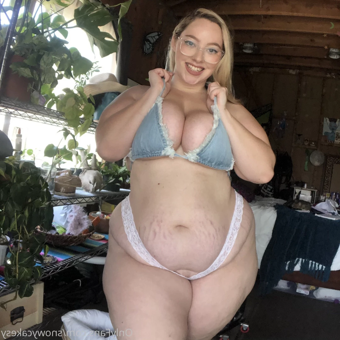 Lil Snow cake [ snowycakesy ] Onlyfans leaked photo 5517053 on Hotleaks.tv