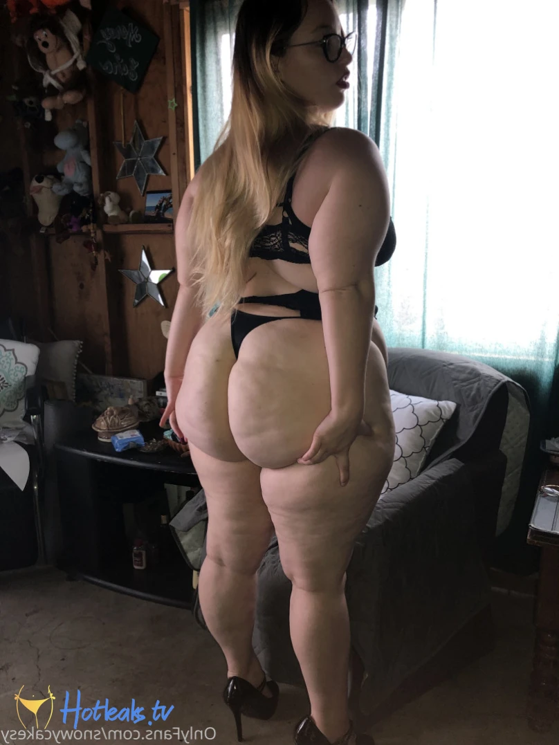 Lil Snow cake [ snowycakesy ] Onlyfans leaked photo 5518400 on Hotleaks.tv