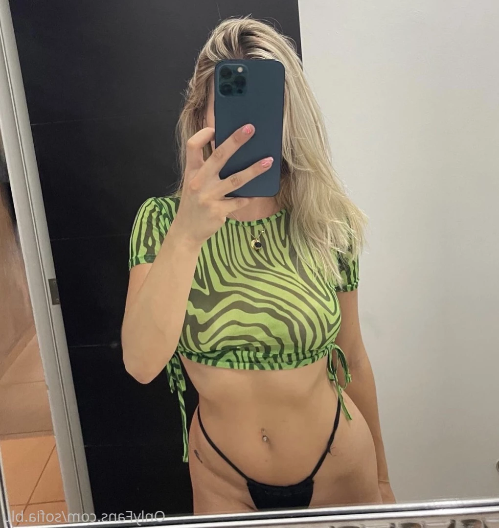sofia [ sofia.blu ] Onlyfans leaked photo 11917148 on Hotleaks.tv