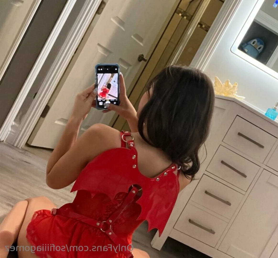sofia gomez [ sofiiiiagomez ] Onlyfans leaked photo 7657170 on Hotleaks.tv