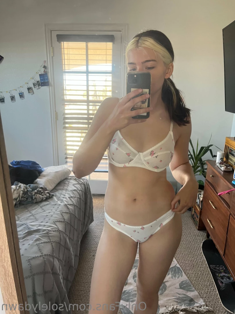 solelydawn Onlyfans leaked photo 11917898 on Hotleaks.tv