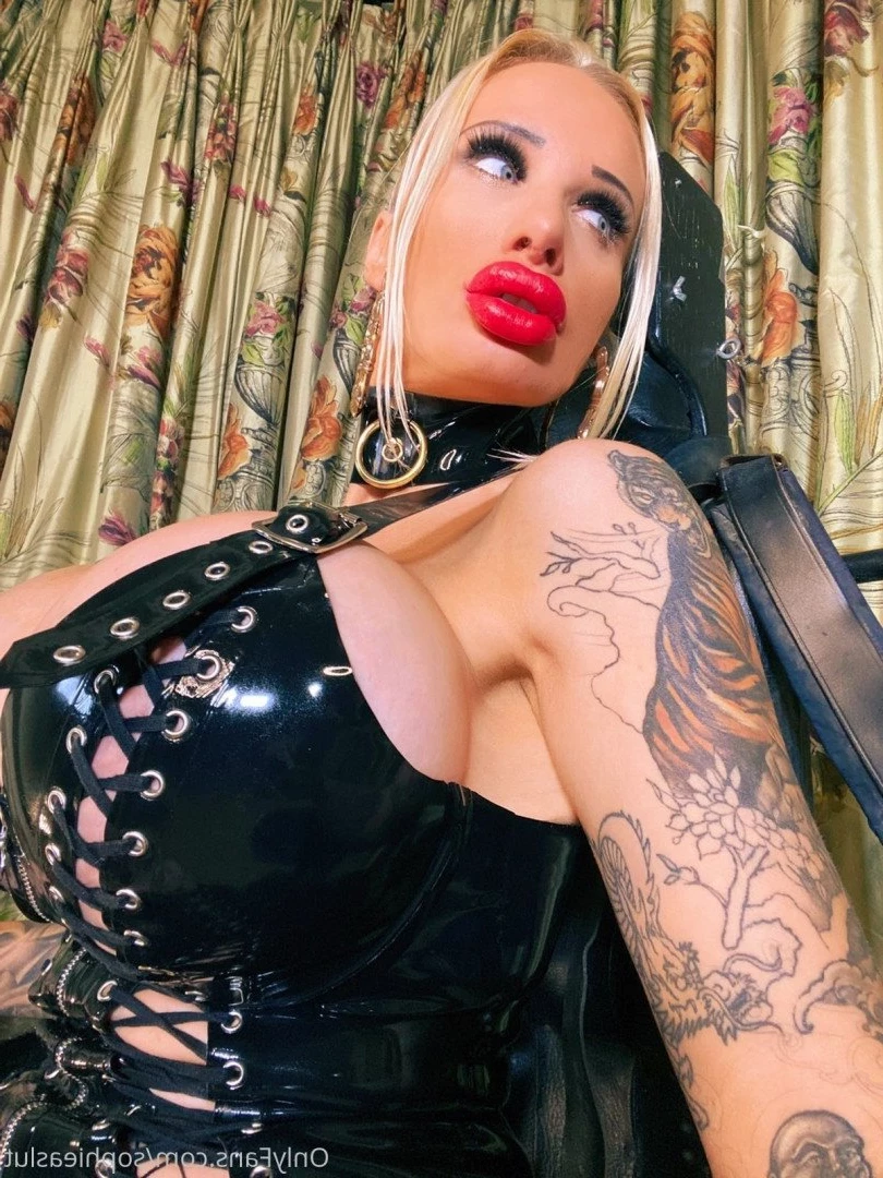 sophieaslut Onlyfans leaked photo 5011738 on Hotleaks.tv