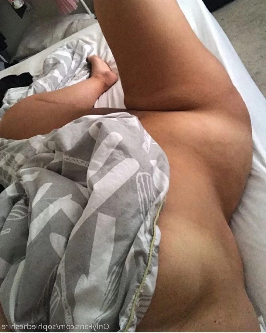 Sophie Cheshire 36DD BRITISH BABE🇬🇧 [ sophiecheshirex ] Onlyfans leaked photo 5010633 on Hotleaks.tv