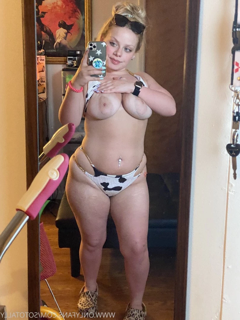 Alina [ sototally ] Onlyfans leaked photo 4937130 on Hotleaks.tv