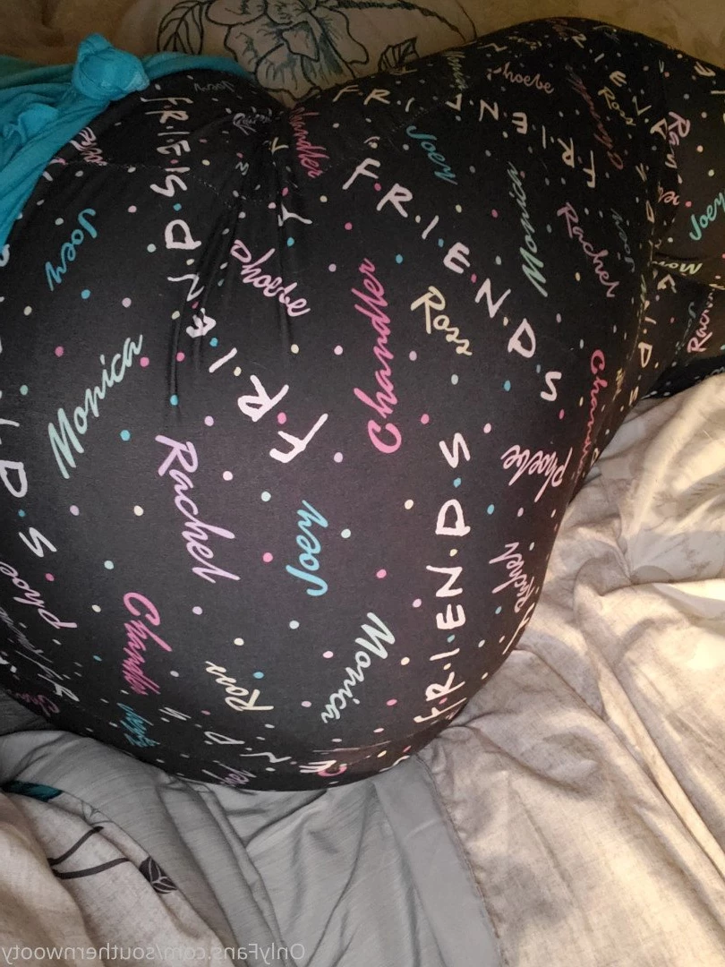 White Girl with a Booty [ southernwooty ] Onlyfans leaked photo 5007260 on Hotleaks.tv