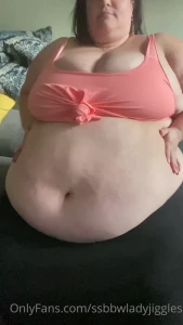 ssbbwladyjiggles Onlyfans leaked video 5379111 on Hotleaks.tv