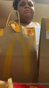 5379375
