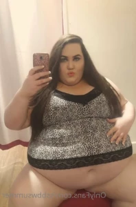 4927904