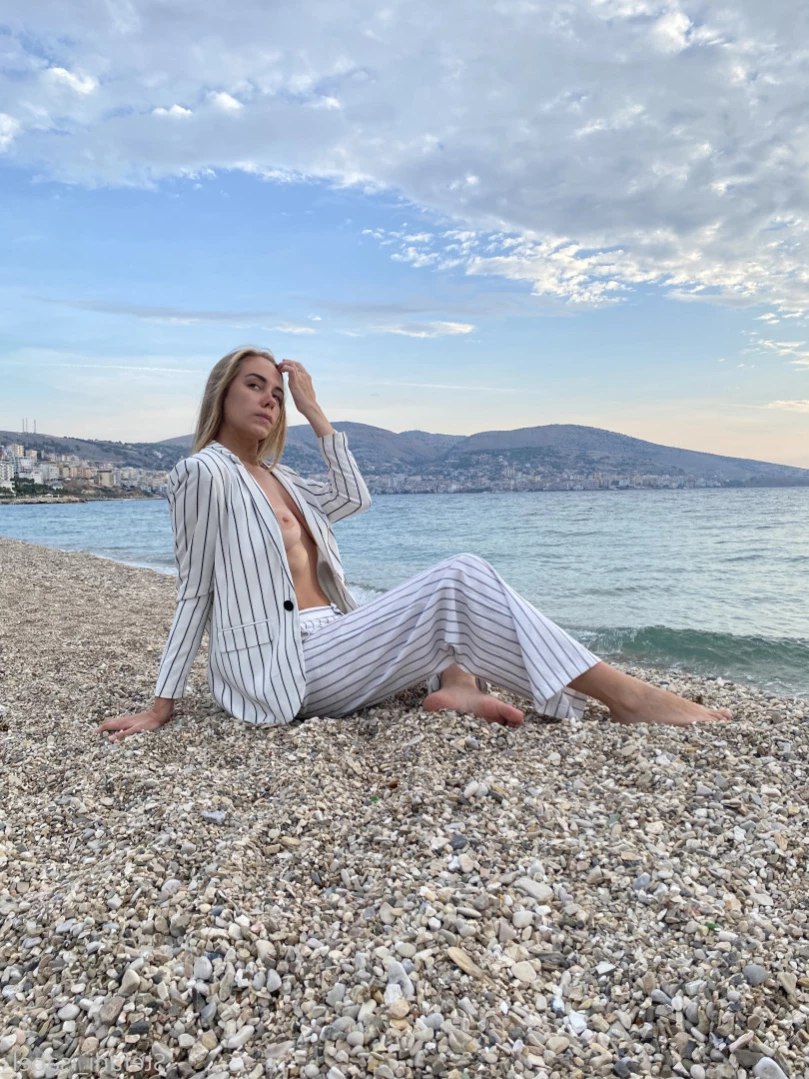 Stefani 🧁 [ stefani_isabel_ ] Onlyfans leaked photo 13556317 on Hotleaks.tv