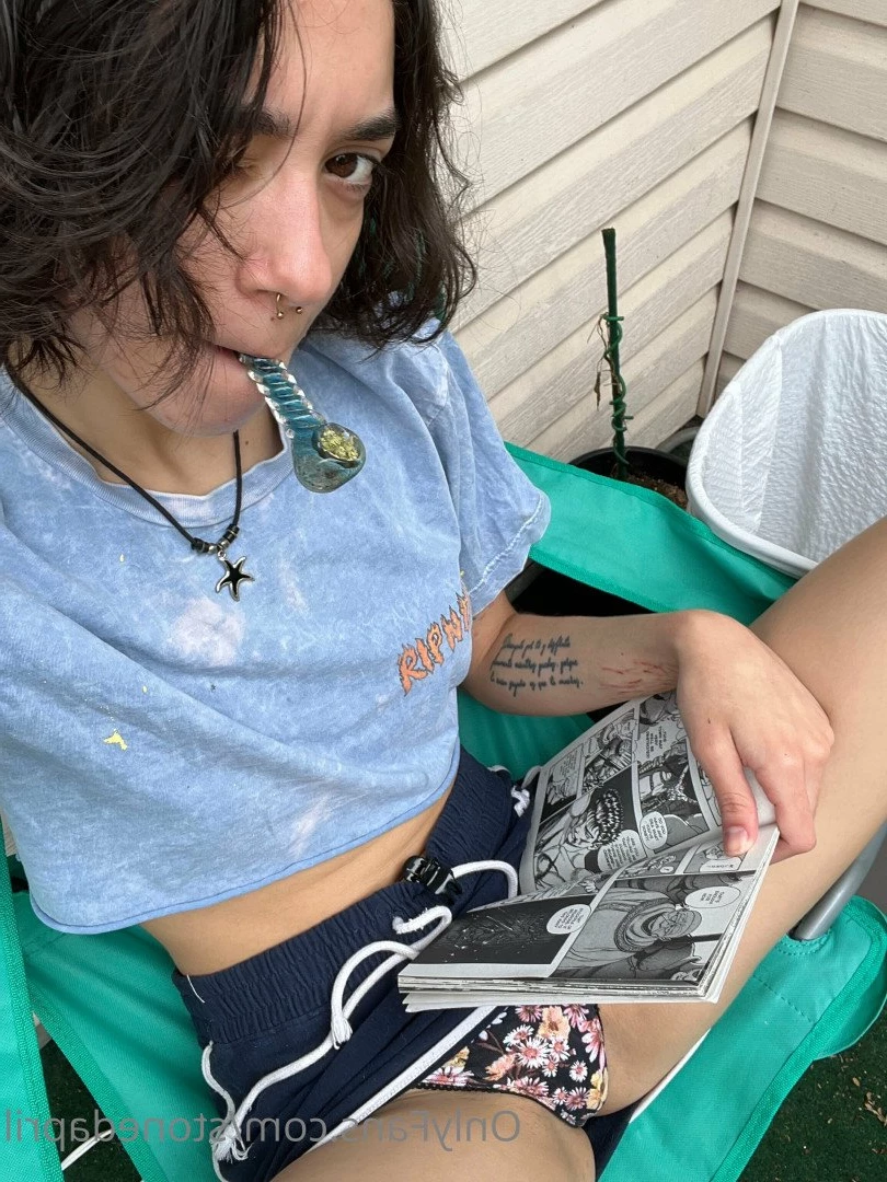 April [ stonedapril ] Onlyfans leaked photo 4924366 on Hotleaks.tv