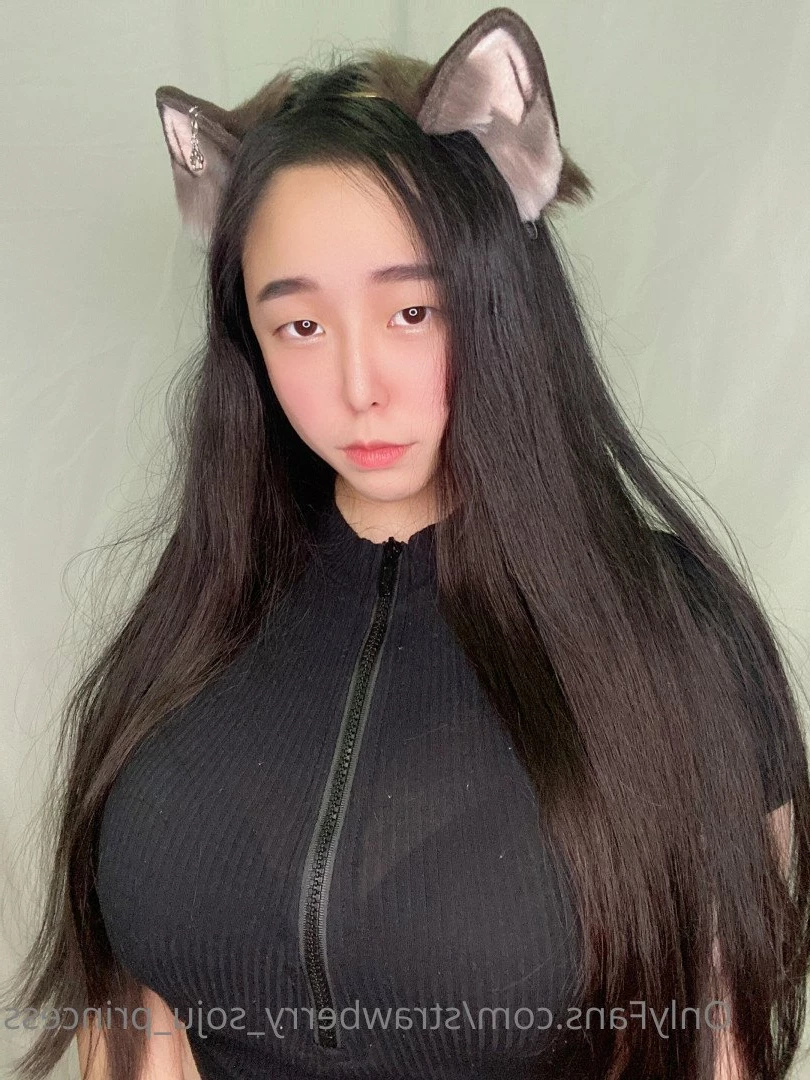 공주님 ♡ ≧ • ᴗ • ≦ [ strawberry_soju_princess ] Onlyfans leaked photo 4992538 on Hotleaks.tv
