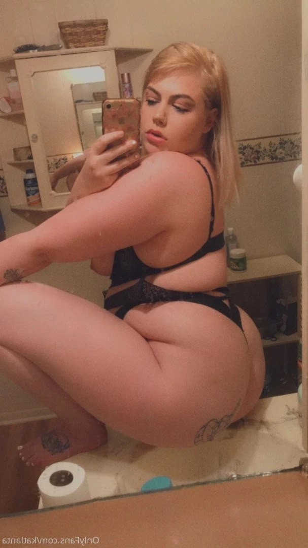 succmyfckintoes Onlyfans leaked photo 4990575 on Hotleaks.tv