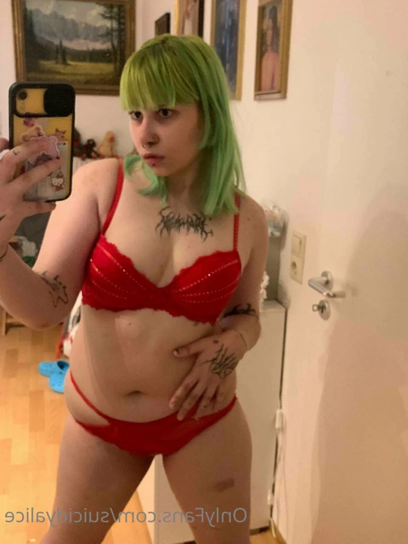 Alice Suicide [ suicidyalice ] Onlyfans leaked photo 4921856 on Hotleaks.tv