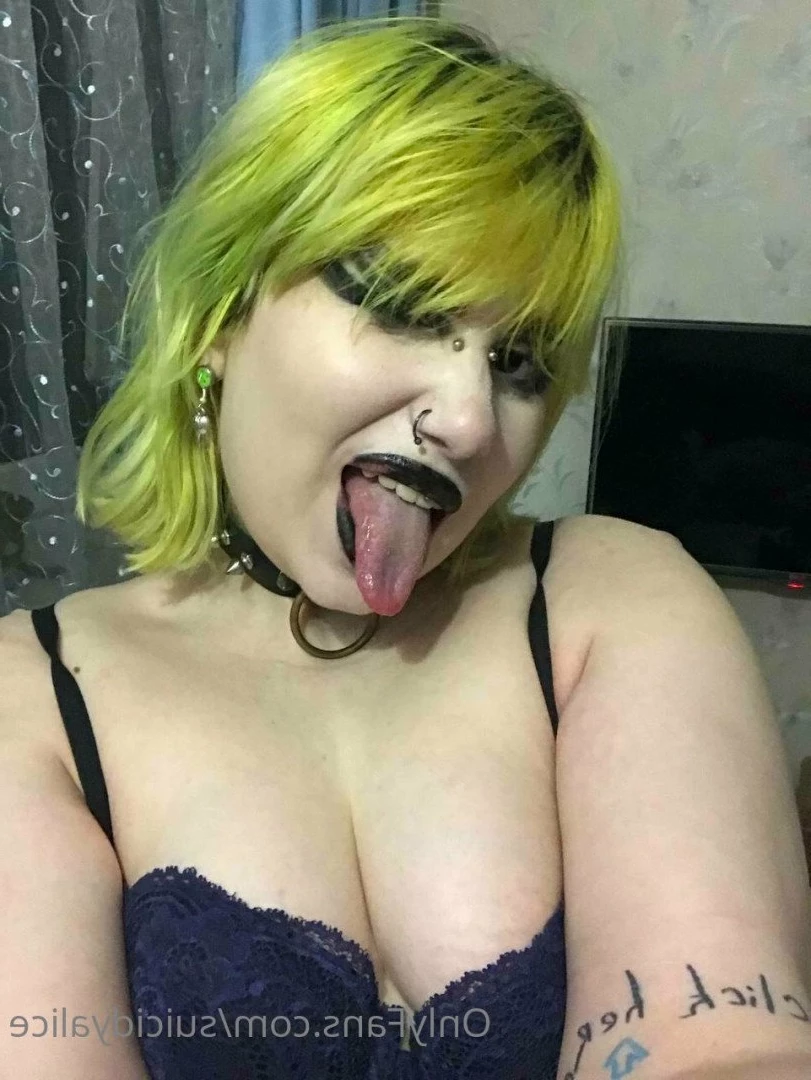 Alice Suicide [ suicidyalice ] Onlyfans leaked photo 4921870 on Hotleaks.tv