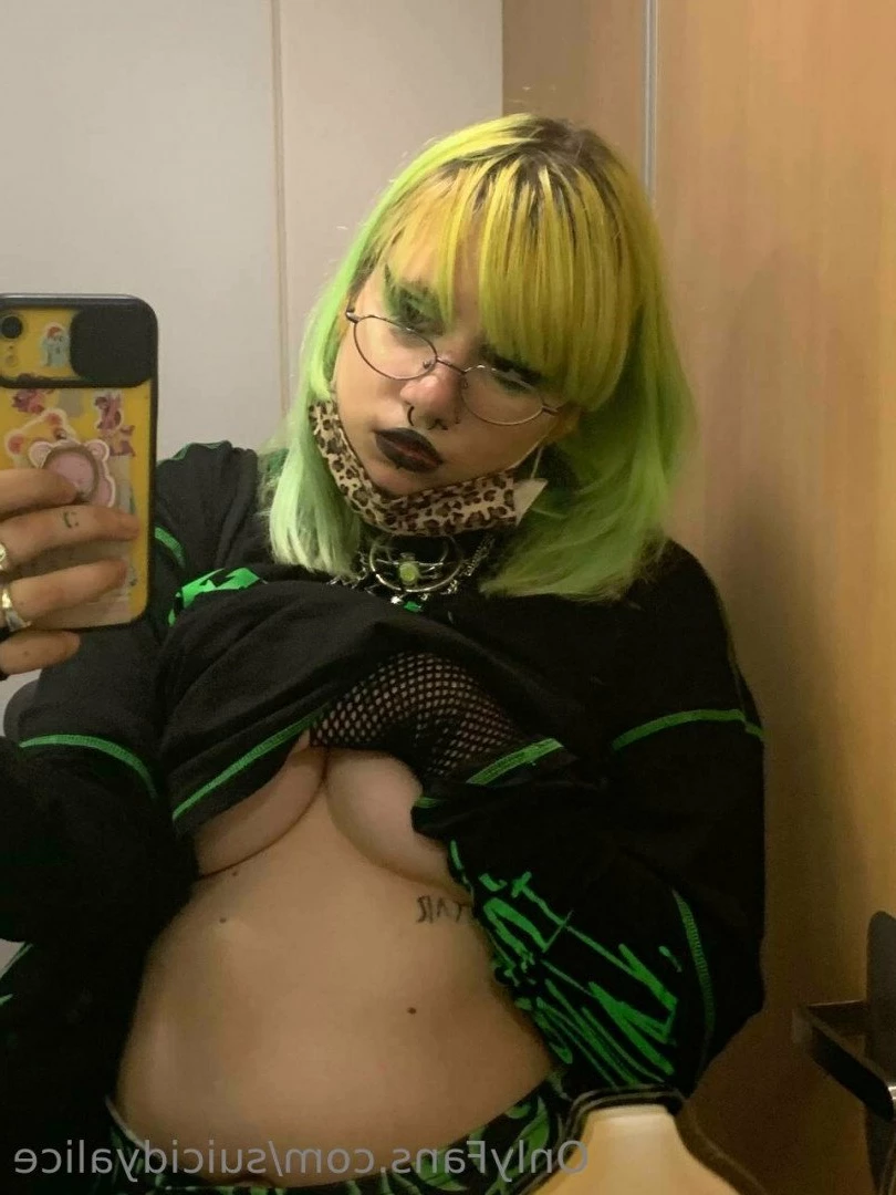 Alice Suicide [ suicidyalice ] Onlyfans leaked photo 5262495 on Hotleaks.tv