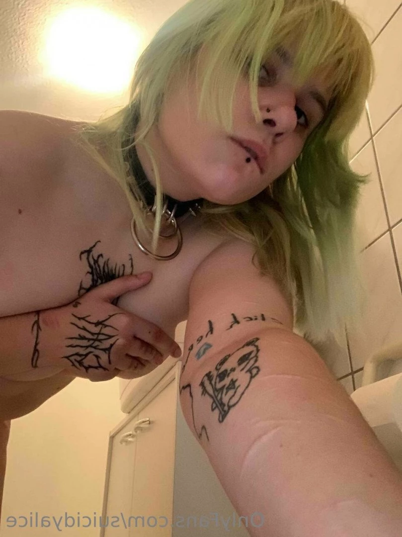 Alice Suicide [ suicidyalice ] Onlyfans leaked photo 5262511 on Hotleaks.tv