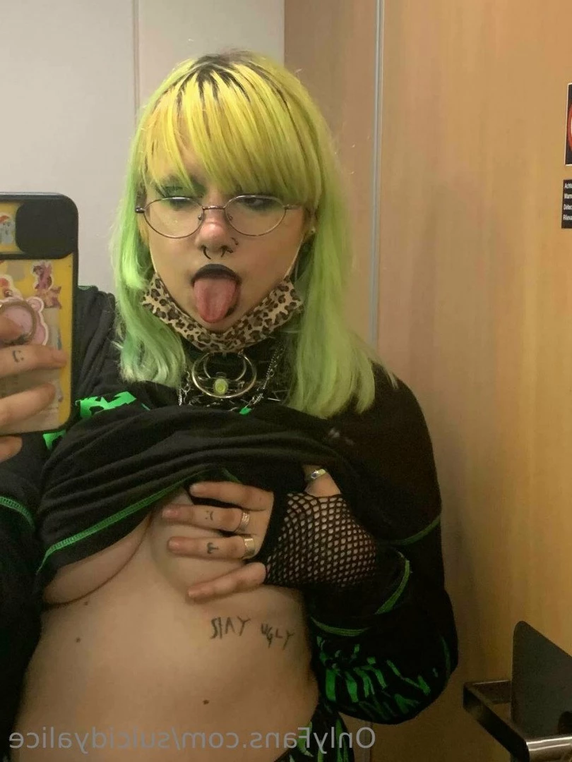 Alice Suicide [ suicidyalice ] Onlyfans leaked photo 5262528 on Hotleaks.tv