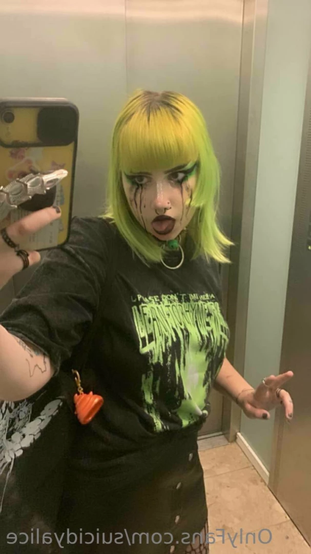 Alice Suicide [ suicidyalice ] Onlyfans leaked photo 11103166 on Hotleaks.tv