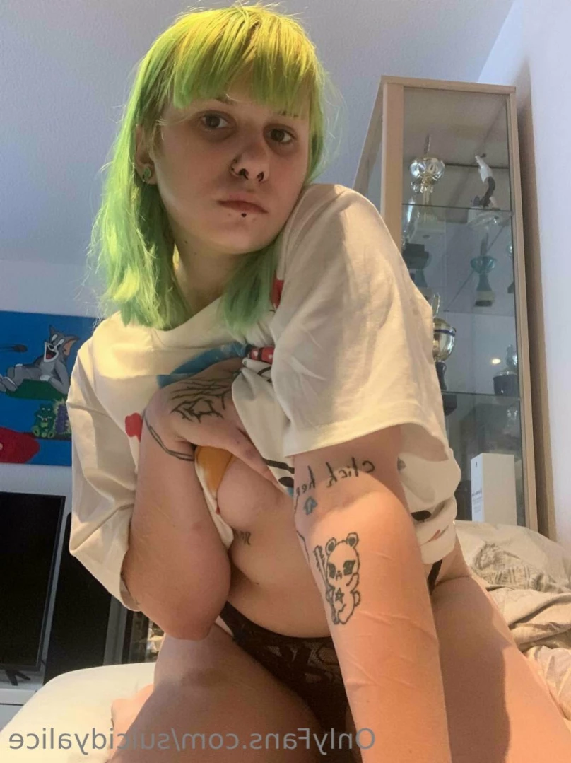 Alice Suicide [ suicidyalice ] Onlyfans leaked photo 13944660 on Hotleaks.tv