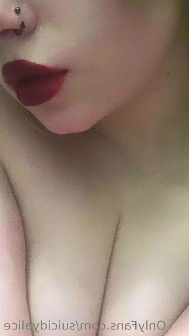 Alice Suicide [ suicidyalice ] Onlyfans leaked photo 14782120 on Hotleaks.tv