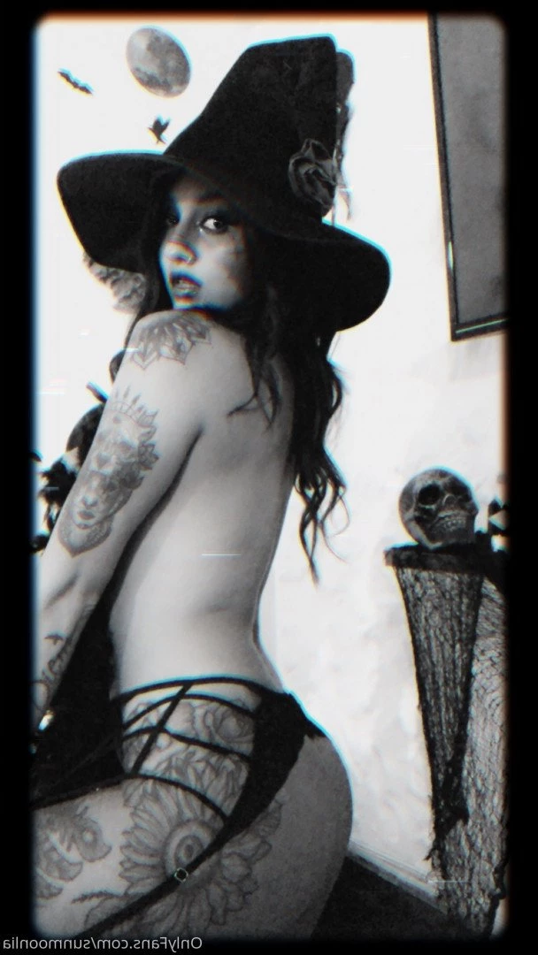 Lia Suicide [ sunmoonlia ] Onlyfans leaked photo 4986172 on Hotleaks.tv