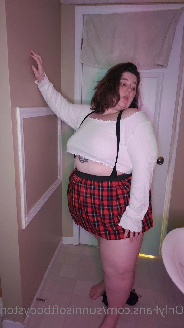 sunnisoftbodystoner Onlyfans leaked photo 4919897 on Hotleaks.tv